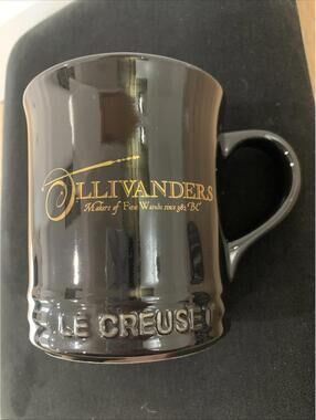 RARE Le Creuset Harry Potter Ollivanders Mug Gold Interior Quote Stoneware
